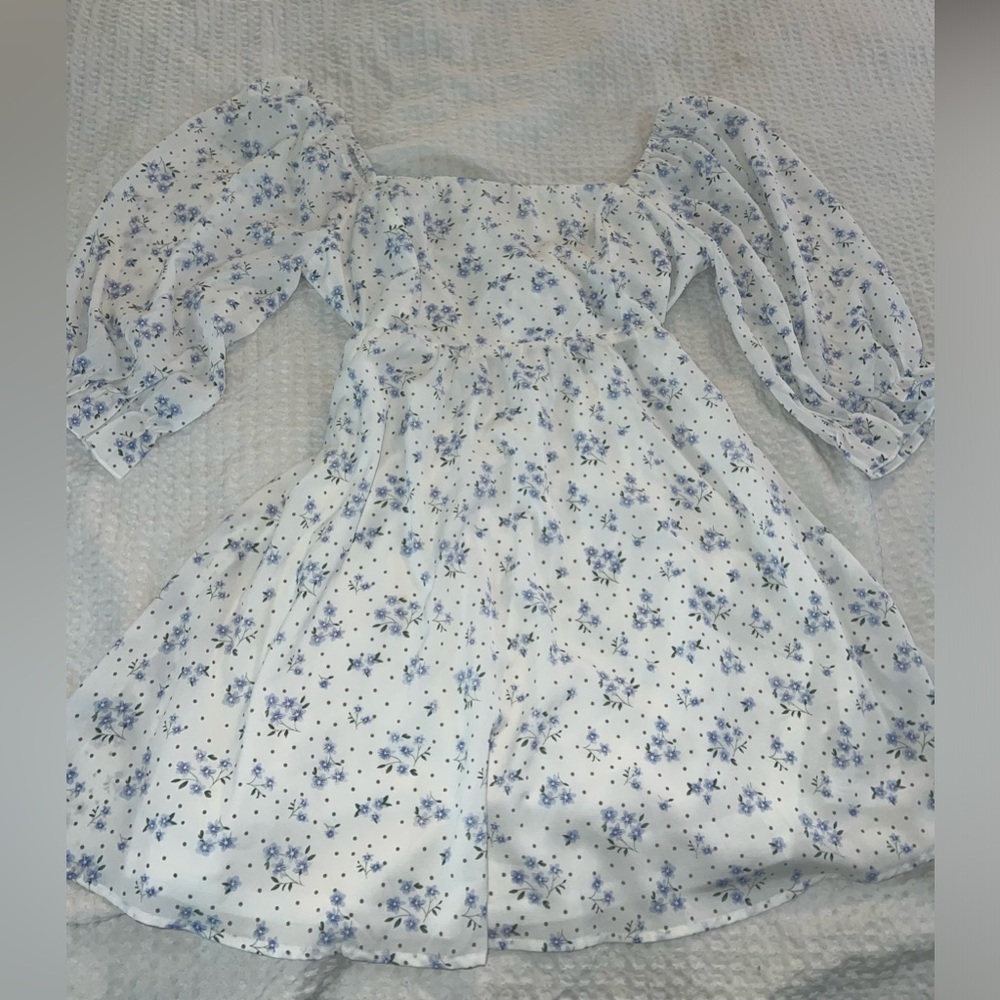4 ELEGANT XL DRESSES 40$ EACH